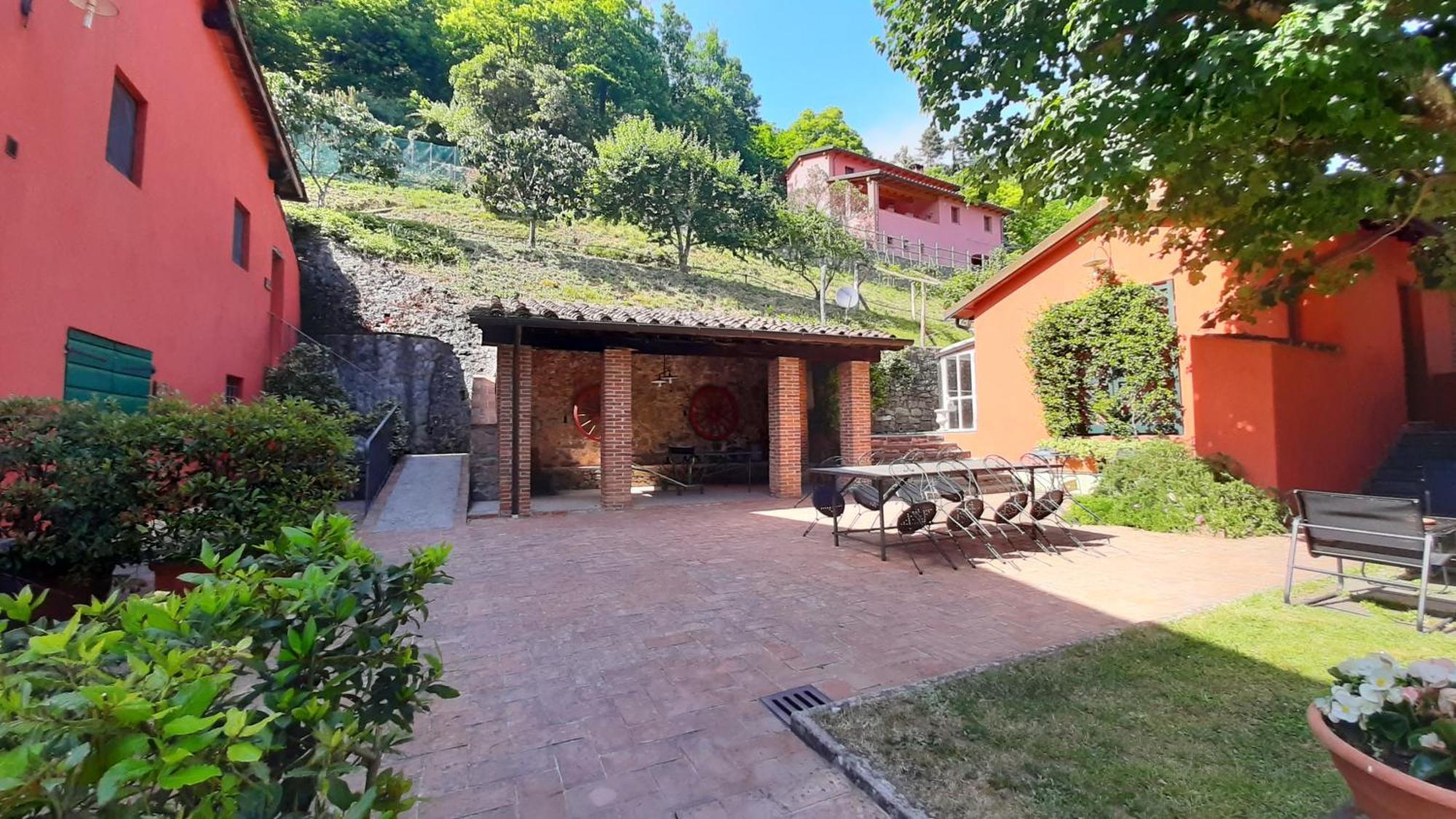 Agriturismo La Torre บาญญี ดี ลุกกา ภายนอก รูปภาพ
