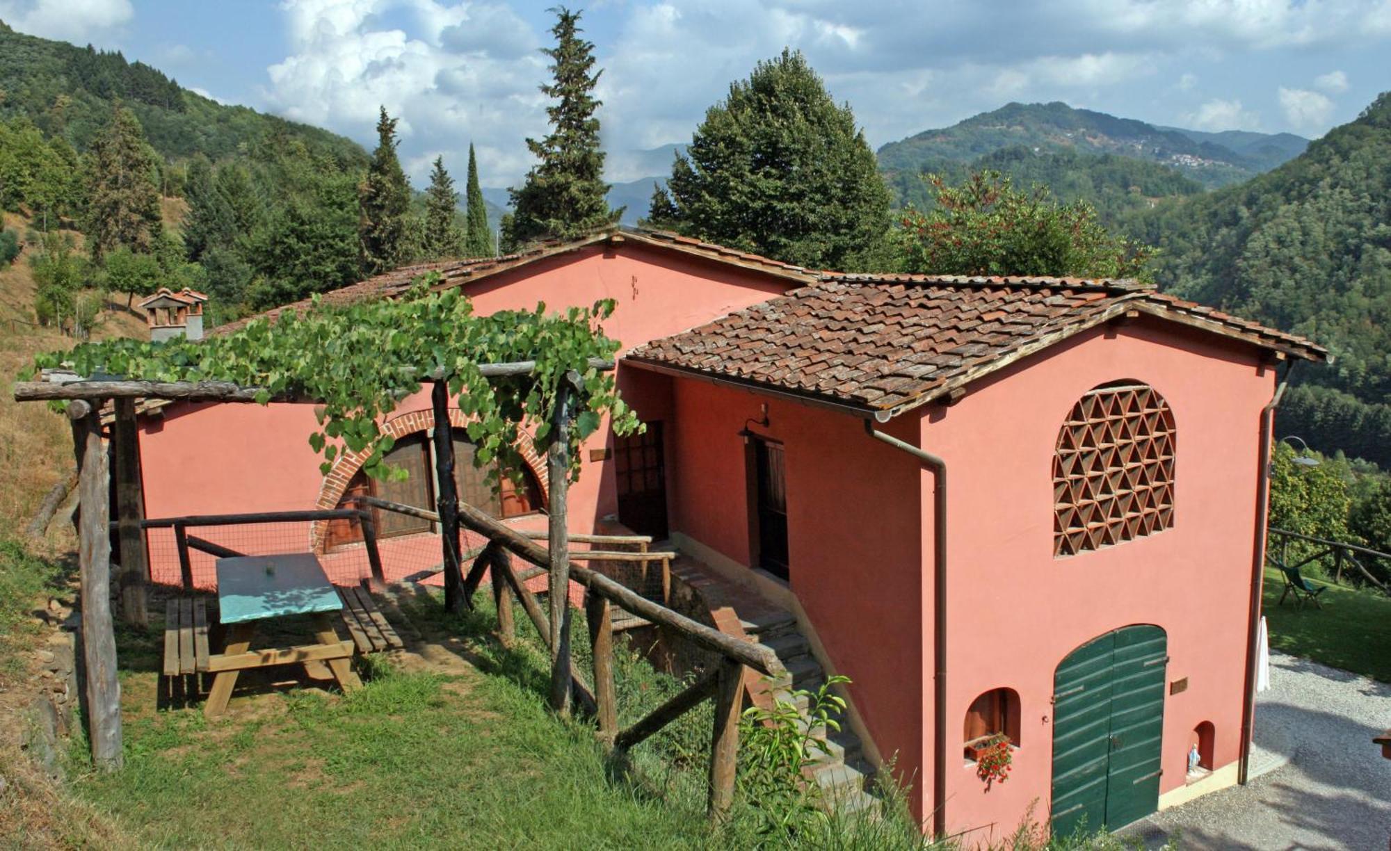 Agriturismo La Torre บาญญี ดี ลุกกา ภายนอก รูปภาพ